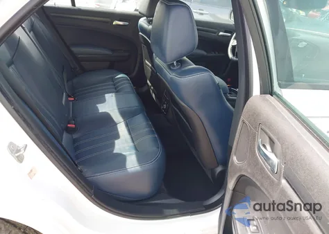 2014 Chrysler 300 300S из США, поврежденный, VIN 2C3CCABG9EH323782